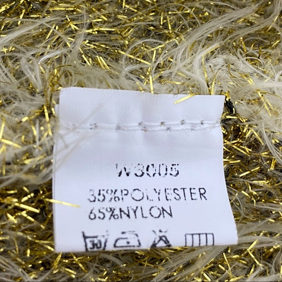 36 Point 5 Women’s Cropped Sweater S Cream Gold Fuzzy Glittery Dolman Sleeves. - Picture 10 of 12